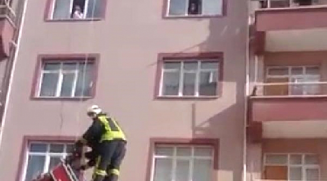 10 YAŞINDAKİ ÇOCUK BALKONDAN DÜŞERKEN SU BORUSUNA TUTUNDU