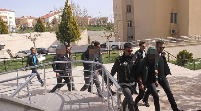 870 UYUŞTUCU HAPLA YAKALANAN GENÇLER TUTUKLANDI