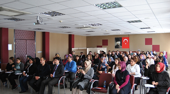 KARAMAN’DA AİLE HEKİMLİĞİ HİZMETLERİ DEĞERLENDİRİLDİ