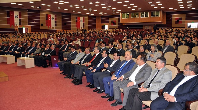 KARAMAN'DA YENİ DÜNYA DÜZENİ KONFERANSI