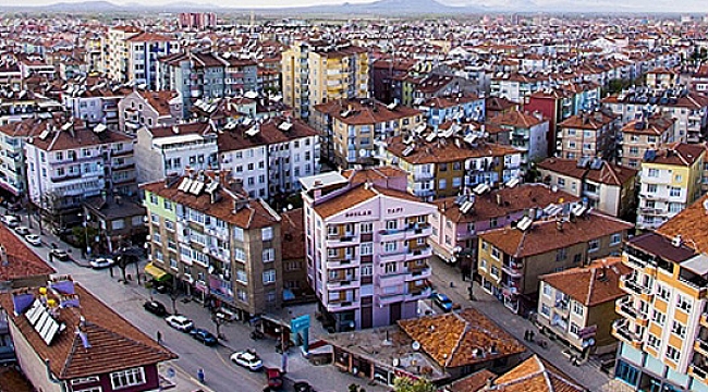 KARAMAN KENTLERİN GERİSİNDE KALDI