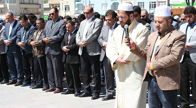 ŞEHİTLERİMİZ VE İDLİB İÇİN GİYABİ CENAZE NAMAZI