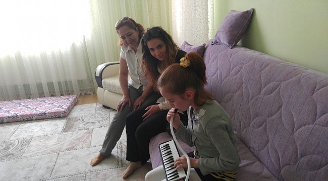 TOPLUM SAĞLIĞI MERKEZİNDEN MİNİK HEDİYELER