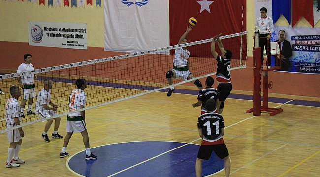 VOLEYBOL TURNUVASI 24 NİSAN’DA