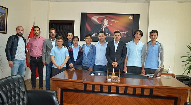 BİLGİ YARIŞMASINDA HASAN KALAN ANADOLU LİSESİ İL BİRİNCİSİ OLDU