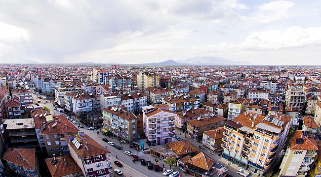 KARAMAN NÜFUSUNUN YÜZDE 17'SİNİ GENÇ GRUP OLUŞTURUYOR