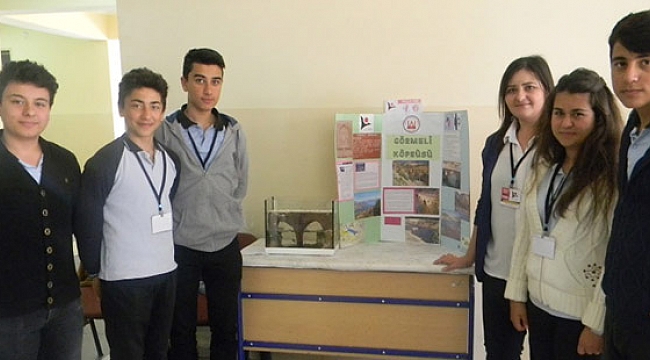 ÖĞRENCİLER BİLİM FUARLARINDA YETENEKLERİNİ SERGİLİYOR