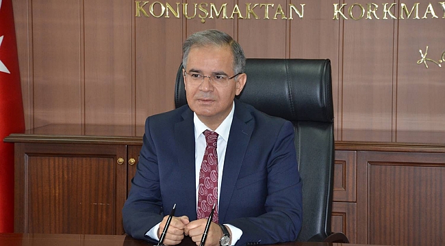 VALİ TAPSIZ; “ANNELERİMİZ YÜREĞİNDE HER ZAMAN SONSUZ SEVGİ, SABIR VE FEDAKÂRLIK TAŞIYAN EN DEĞERLİ VARLIKLARIMIZDIR”