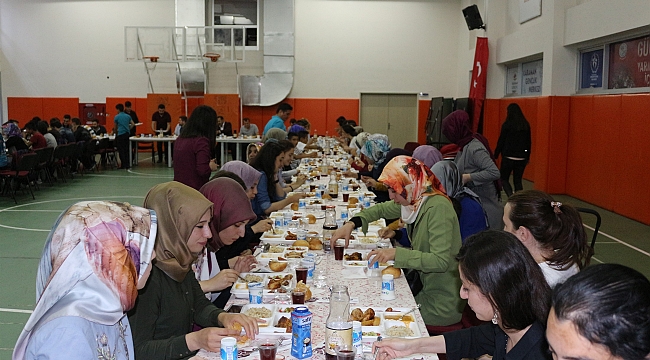 GENÇLİK MERKEZİ’NDE RAMAZAN BEREKETİ