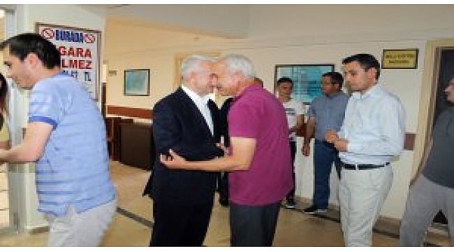 İL MİLLİ EĞİTİM MÜDÜRLÜĞÜNDE BAYRAMLAŞMA