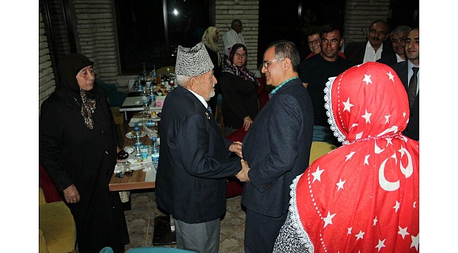VALİ TAPSIZ ŞEHİT VE GAZİ YAKINLARI İLE İFTARDA BİR ARAYA GELDİ