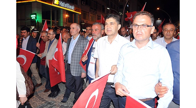 15 TEMMUZ ŞEHİTLERİ ANMA, DEMOKRASİ VE MİLLİ BİRLİK GÜNÜ’NDE KARAMAN TEK YÜREK OLDU