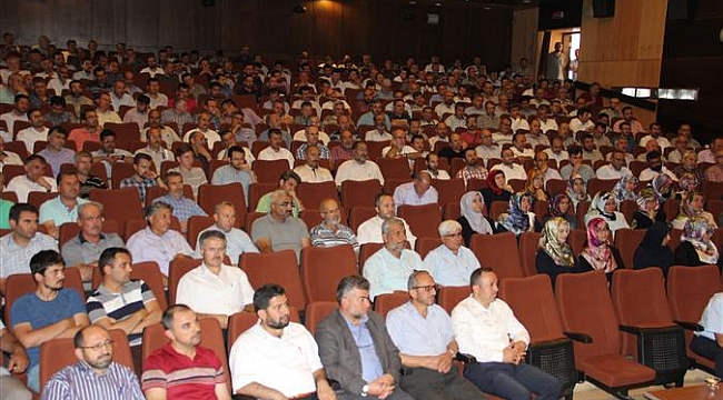 DİN GÖREVLİLERİ KÜLTÜR MERKEZİNDE TOPLANDI