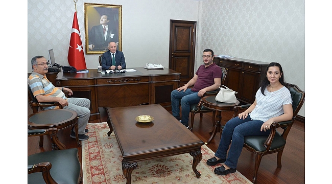 GAZETEMİZDEN VALİ MERAL'A HAYIRLI OLSUN ZİYARETİ