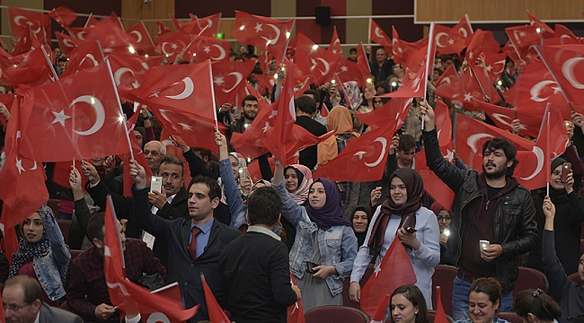 HALK, DEMOKRASİ MEYDANINDA BULUŞUYOR