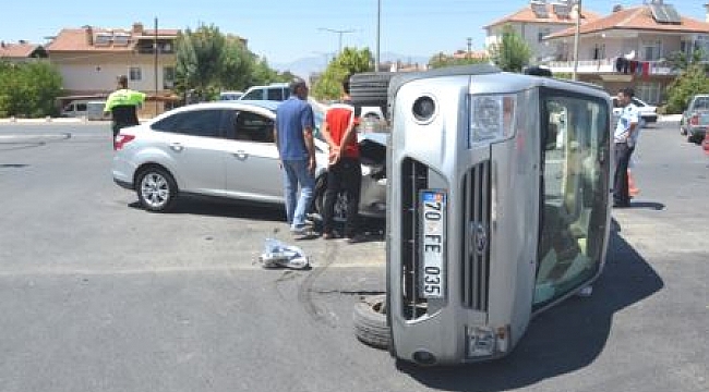 KARAMAN’DA TRAFİK KAZALARI: 5 YARALI