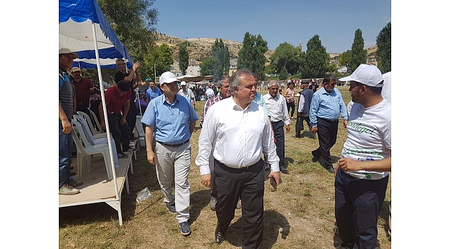 YEŞİLDERELİLER KÖY ŞENLİĞİNDE BULUŞTU
