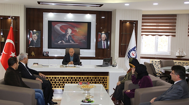 BALKAN ÜÇÜNCÜSÜ MELDA KÜÇÜKER BAŞKAN ÇALIŞKAN'I ZİYARET ETTİ