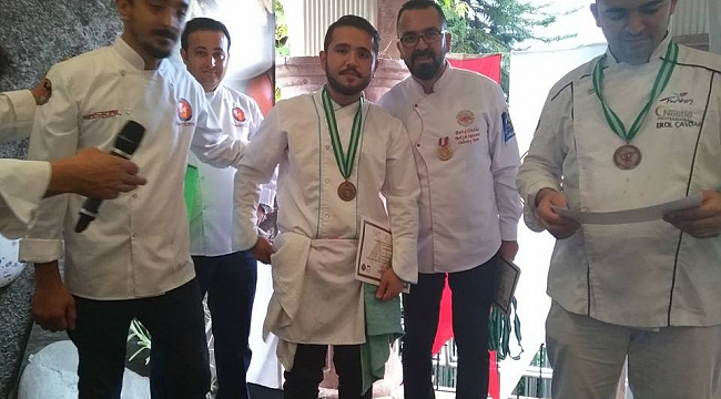 KMÜ'LÜ AŞÇILARA ULUSLARARASI YARIŞMADAN 12 MADALYA
