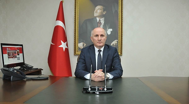 VALİ MERAL; “İNSAN HAKLARI DOĞUŞTAN VAR OLAN, ONURLU BİR YAŞAMIN GEREĞİ VE EN TEMEL ŞARTIDIR”