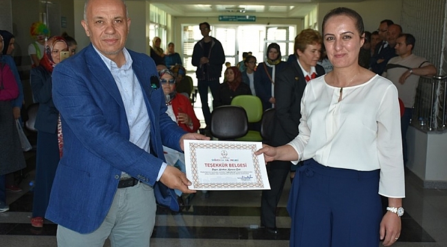 23 Nisan´ı Hastanede Kutladılar