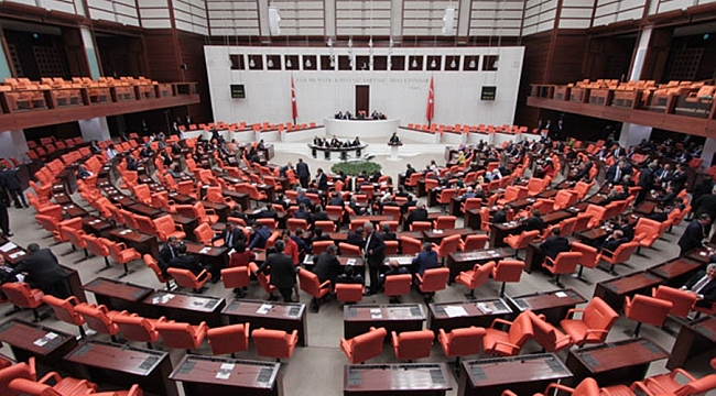 AK PARTİ’DE ADAY ADAYI MÜRACAATI 2 MAYIS’A UZATILDI, SAYI 30’A YAKLAŞTI