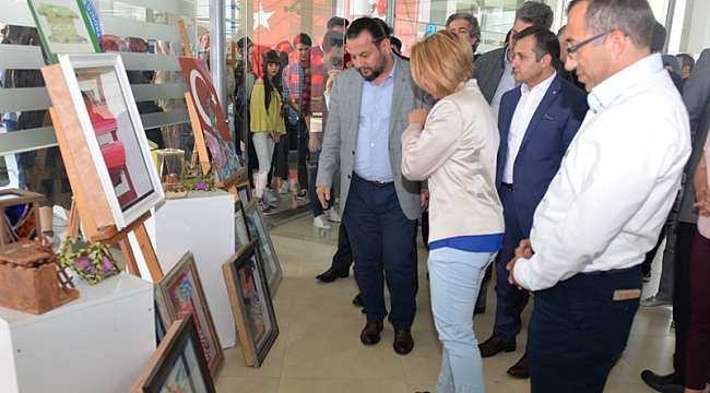 ÖĞRENCİLER ÇALIŞMALARINI SERGİLEDİLER