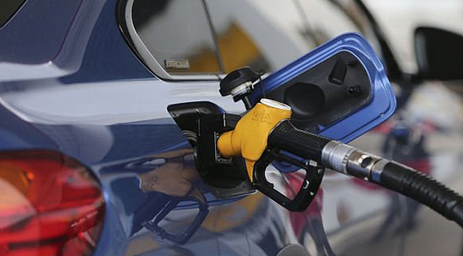 BENZİNE 25, MOTORİNE 23 KURUŞLUK ZAM GELDİ ANCAK POMPAYA YANSIMADI