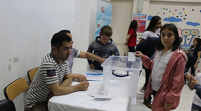 KARAMAN’DA ÇOCUK HAKLARI KOMİTESİ YÜRÜTME KURULU SEÇİMLERİ YAPILDI
