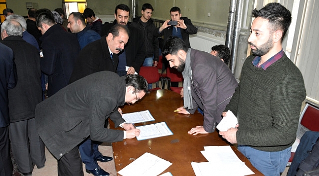 KARAMAN'DA PARTİLERDEN İMZA DAVETİ