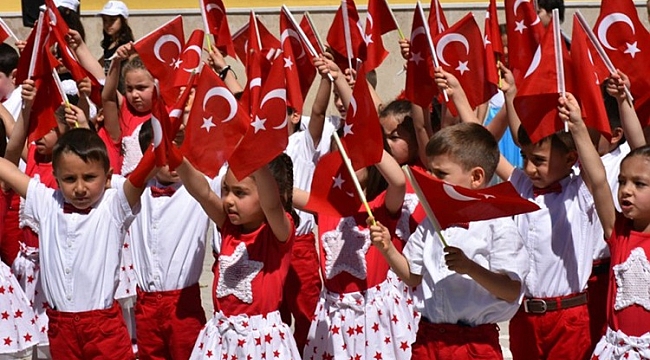 ÖĞRENCİLER YILSONU ETKİNLİKLERİYLE DOYASIYA EĞLENDİLER