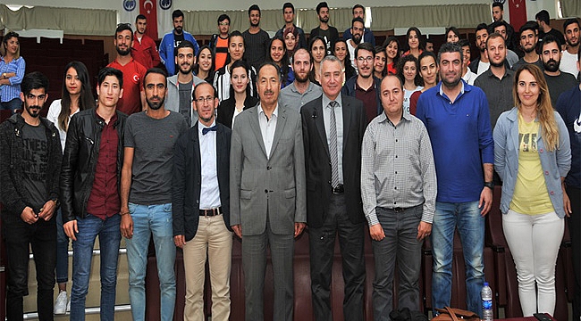KMÜ’DE “ÖĞRETMEN OLUNUR MU, DOĞULUR MU?” KONFERANSI