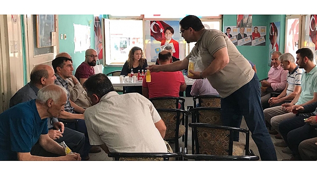 İYİ PARTİDE BAYRAMLAŞMAYA YOĞUN KATILIM