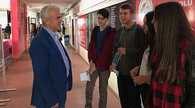 ORTAÖĞRETİM KURUMLARI MERKEZİ SINAVI KARAMAN'DA SORUNSUZ GERÇEKLEŞTİRİLDİ