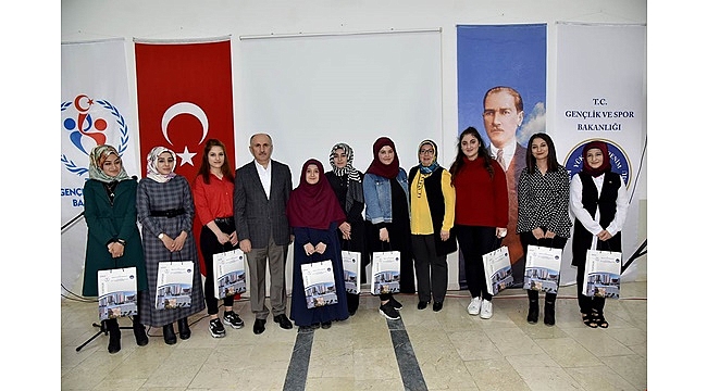 Karaman’da Yurtlar Arası “İstiklal Marşı’nı Güzel Okuma” Yarışması