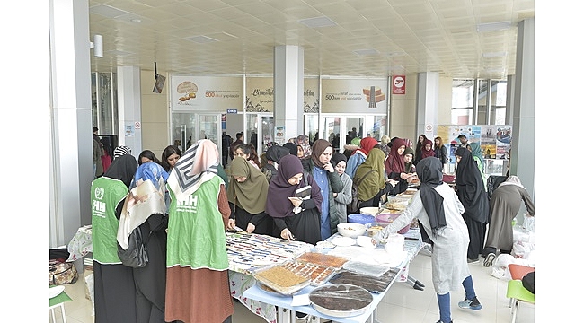 Nijer’e 3 Eser Kermesi