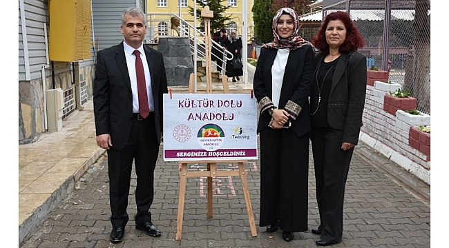Gevher Hatun Anaokulundan Buram Buram Anadolu Kokan Sergi