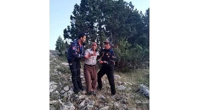 Kayıp Yaşlı Adam Arazide Bulundu