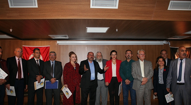 Şairler Karamanı Mersin’de Temsil Etti