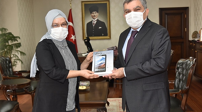 Bana Sloganını Söyle Yarışmasının Talihleri Ödüllerini Aldı