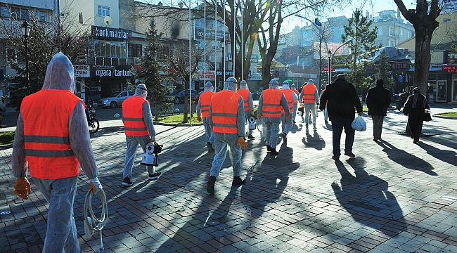 Karaman'da Şehrin Dört Bir Yanında Dezenfekte Çalışması Yapılıyor