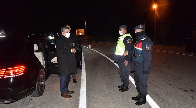 Vali Işık Yılbaşı Denetimlerine Katıldı