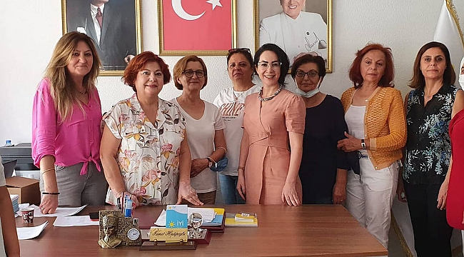CHP ve İYİ Parti'de Kadın Dayanışması