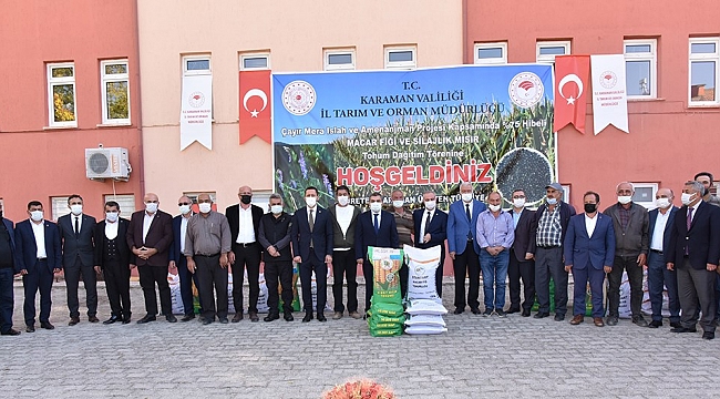 Karaman'da Çiftçilere Macar Fiği Ve Silajlık Mısır Tohumu Dağıtıldı