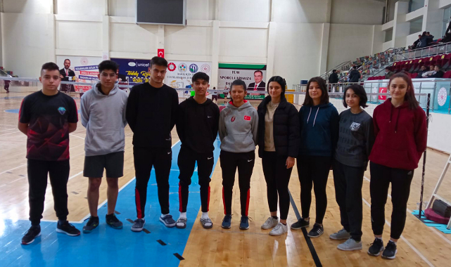 Karaman Anadolu Lisesi Badminton Takımı Türkiye Finallerinde