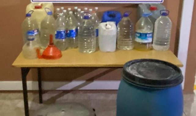 Karaman'da Litrelerce Sahte Rakı Ele Geçirildi