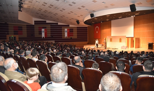 'Ziyafet Sofrası' Oyunu Beğeni Kazandı
