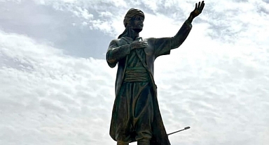 Şehrin Girişine Yeni Anıtlar Dikildi