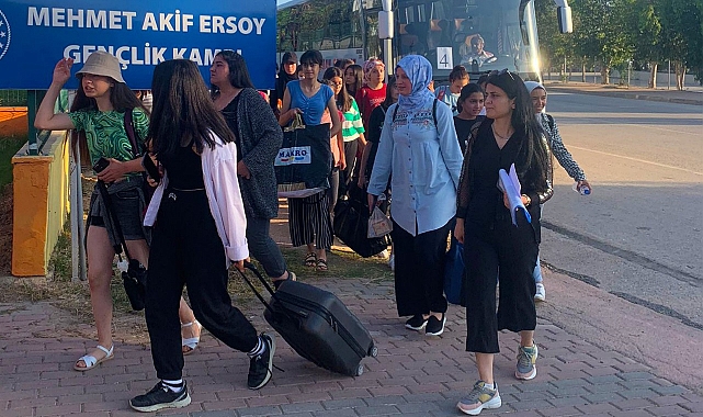 220 Öğrenci Deniz Kampı İçin Silifke'de