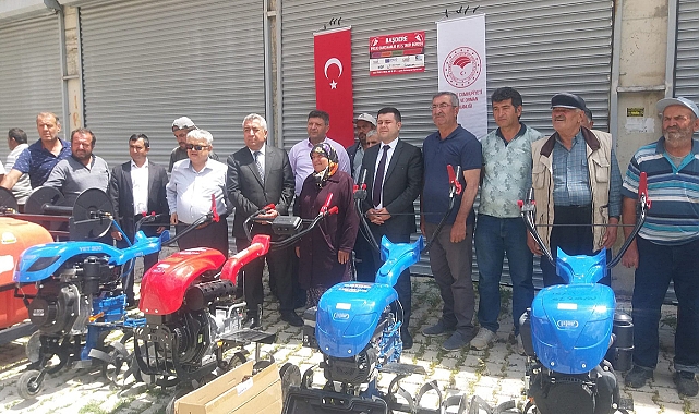 Sarıveliler'de Üreticiye Makina Desteği